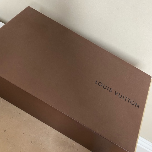 Louis Vuitton heels - Picture 11 of 11